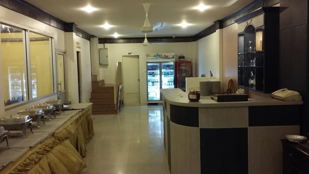 Hotel Sea Princess Patong Extérieur photo