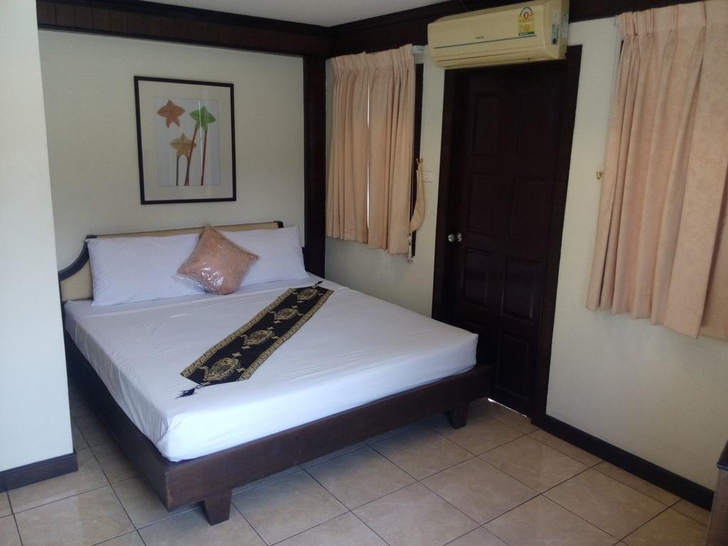 Hotel Sea Princess Patong Extérieur photo