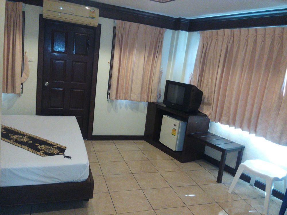 Hotel Sea Princess Patong Extérieur photo