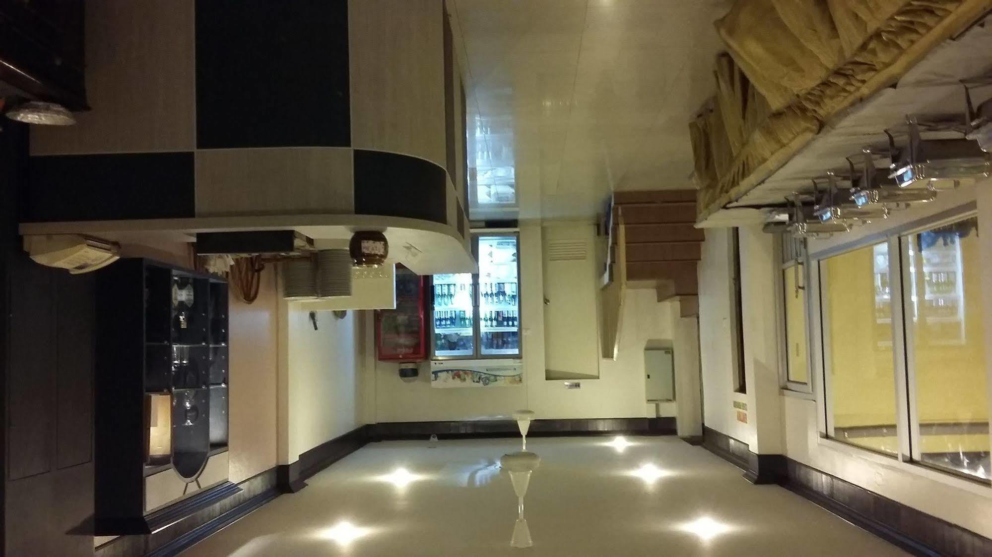 Hotel Sea Princess Patong Extérieur photo